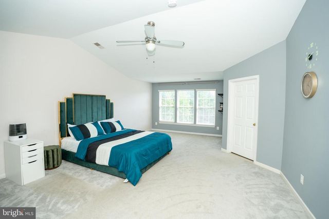 25193 DESTINATION SQ, Aldie, VA 20105