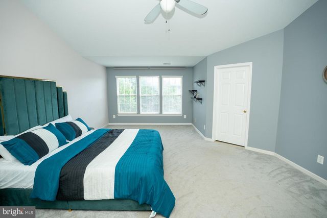 25193 DESTINATION SQ, Aldie, VA 20105