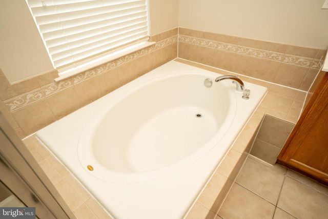 25193 DESTINATION SQ, Aldie, VA 20105