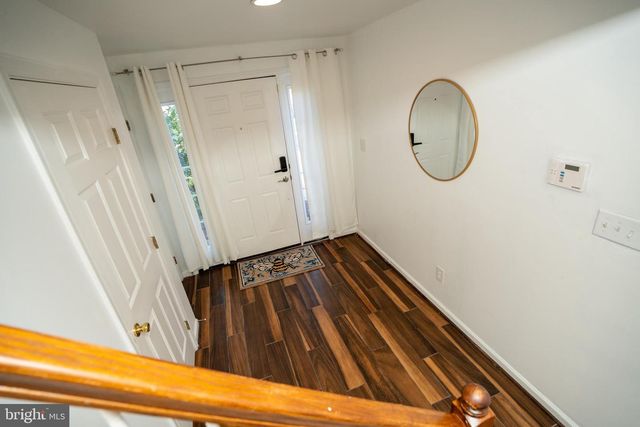 25193 DESTINATION SQ, Aldie, VA 20105