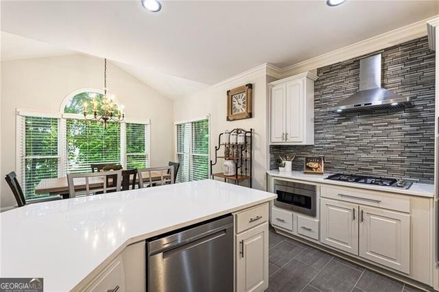 565 Stonebrook Farms Drive, Milton, GA 30004