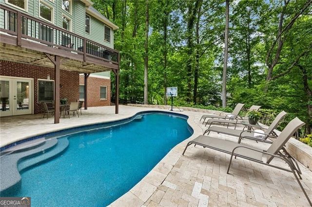 565 Stonebrook Farms Drive, Milton, GA 30004