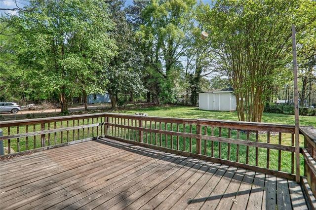 2407 Woodland Drive, Kennesaw, GA 30152