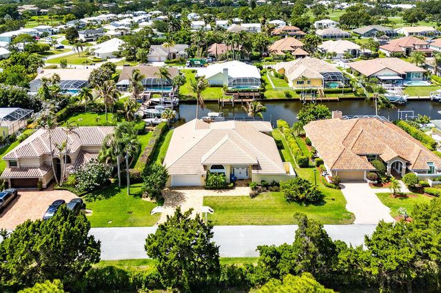 8926 SE North Passage Way, Jupiter, FL 33469