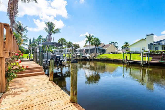 8926 SE North Passage Way, Jupiter, FL 33469