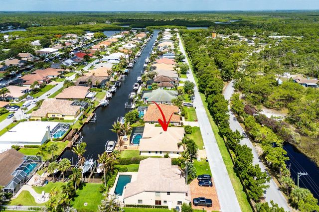 8926 SE North Passage Way, Jupiter, FL 33469