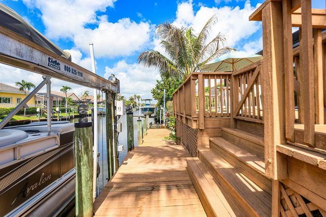 8926 SE North Passage Way, Jupiter, FL 33469