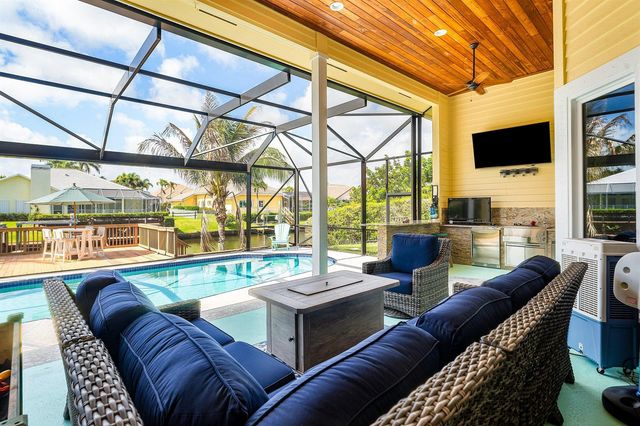 8926 SE North Passage Way, Jupiter, FL 33469