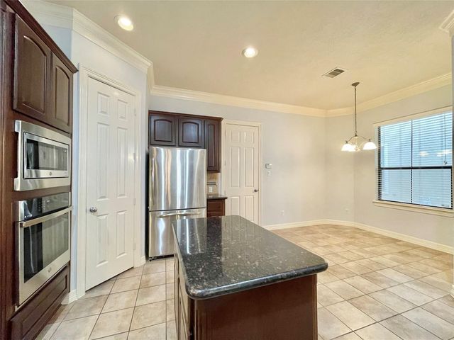 11643 Royal Oaks View, Houston, TX 77082