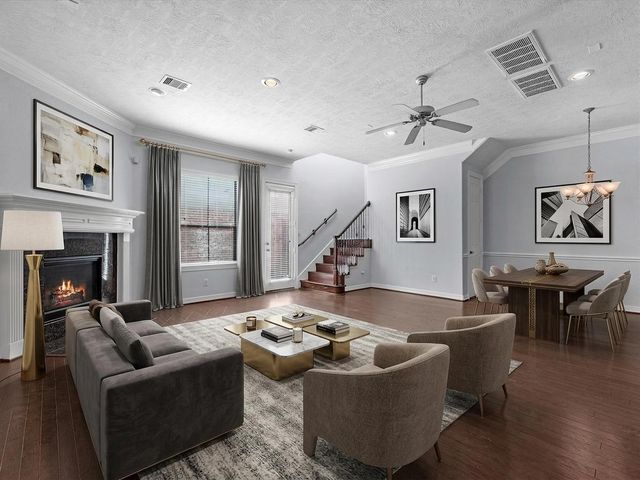 11643 Royal Oaks View, Houston, TX 77082