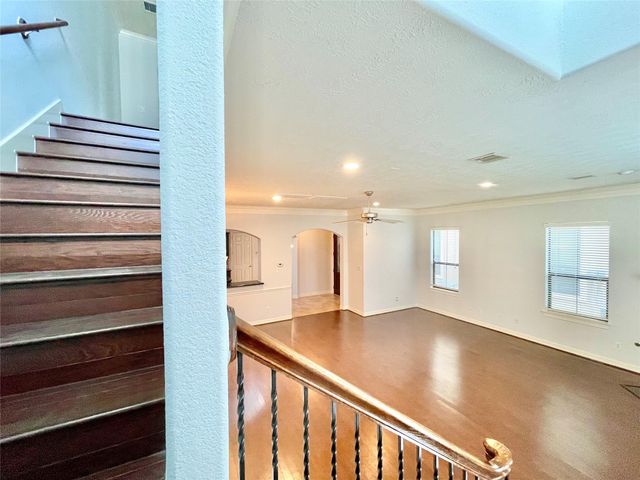 11643 Royal Oaks View, Houston, TX 77082