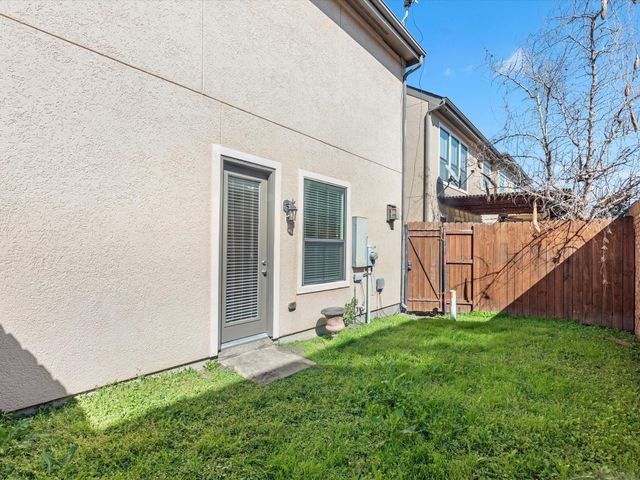 11643 Royal Oaks View, Houston, TX 77082