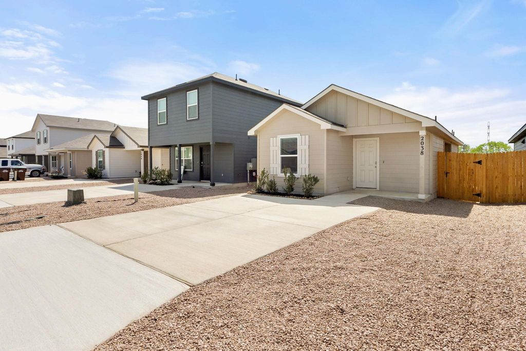2038 Zephyr Lily, San Antonio, TX 78221