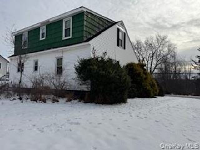 64 Jayne Street, Florida, NY 10921