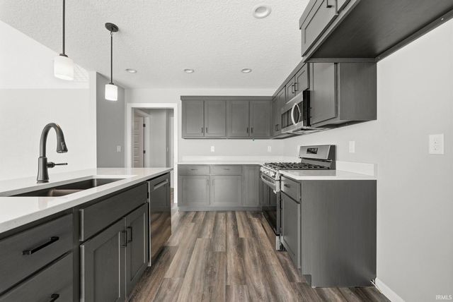 13927 Ascari Cove, Fort Wayne, IN 46818