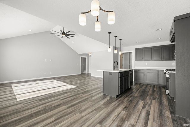 13927 Ascari Cove, Fort Wayne, IN 46818