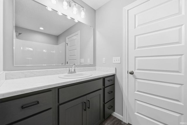 13927 Ascari Cove, Fort Wayne, IN 46818