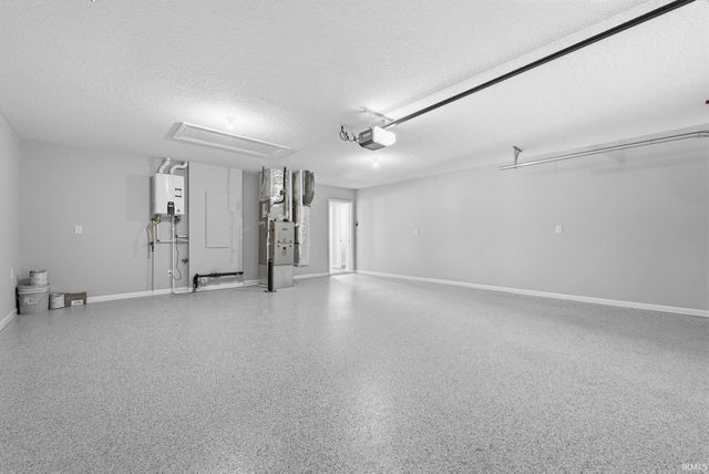 13927 Ascari Cove, Fort Wayne, IN 46818