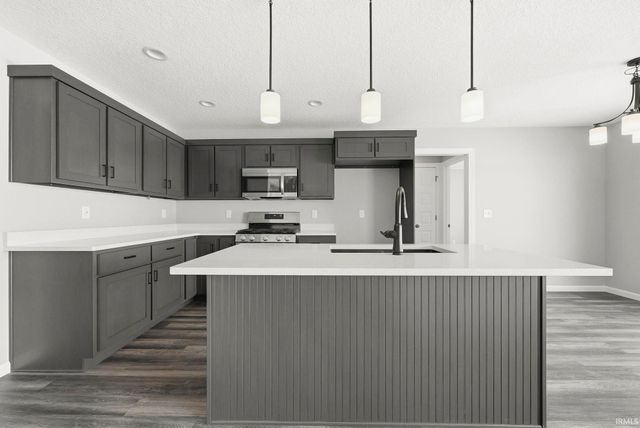 13927 Ascari Cove, Fort Wayne, IN 46818