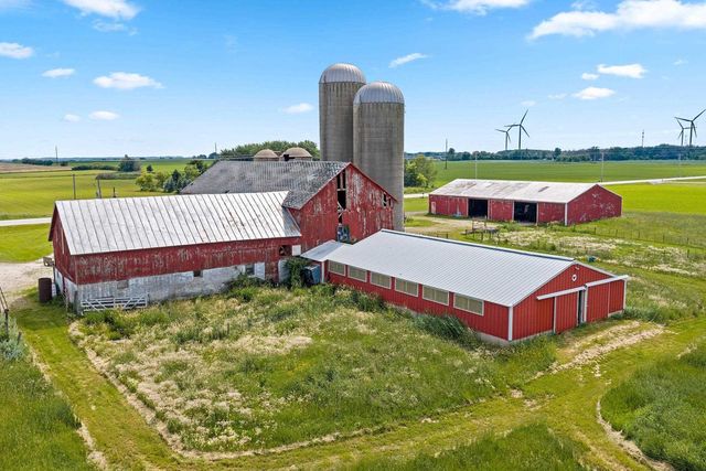 4499 SHIRLEY ROAD, Denmark, WI 54208