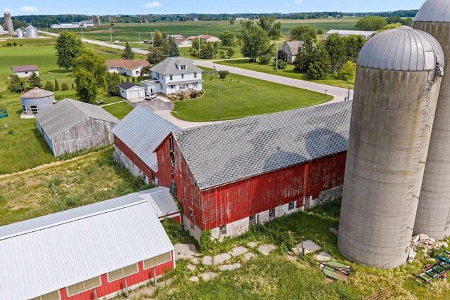 4499 SHIRLEY ROAD, Denmark, WI 54208