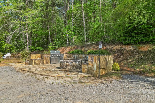 3345 Ella Marie Way 65, Nebo, NC 28761