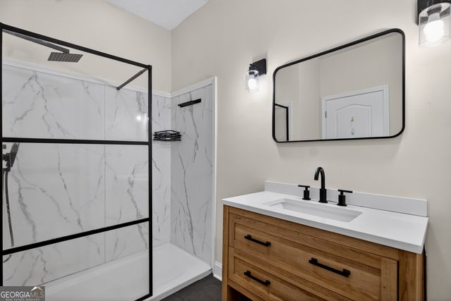 111 Revere Court, Lagrange, GA 30241