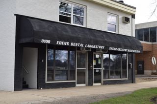 8100 W Oakton Street 101, Niles, IL 60714