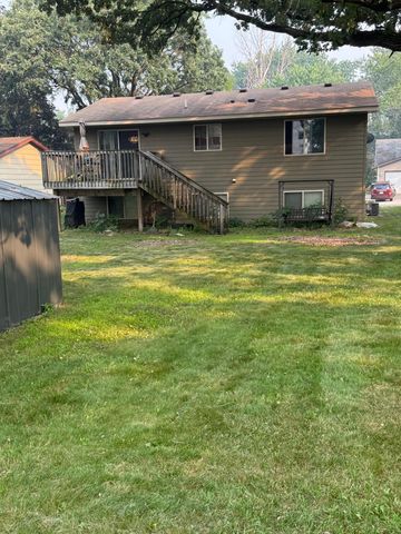 943 123rd Lane NW, Coon Rapids, MN 55448