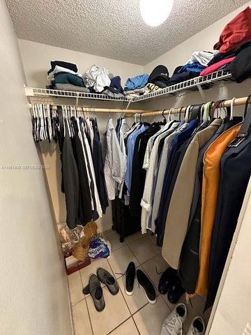 556 NW 114th Ave 201, Sweetwater, FL 33172