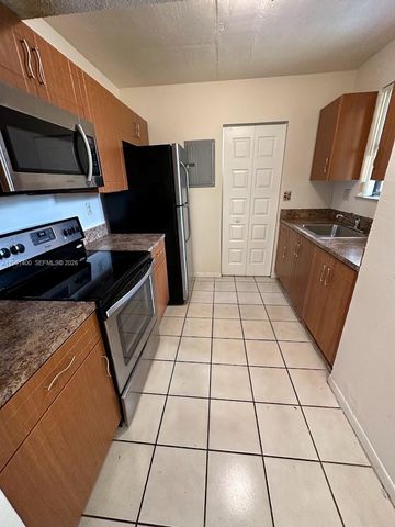 556 NW 114th Ave 201, Sweetwater, FL 33172