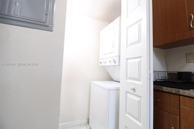 556 NW 114th Ave 201, Sweetwater, FL 33172