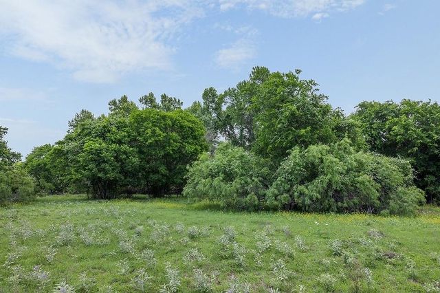 10889 Seydler Road, La Grange, TX 78945