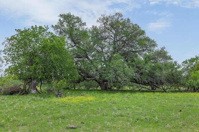 10889 Seydler Road, La Grange, TX 78945
