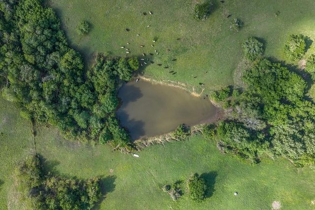 10889 Seydler Road, La Grange, TX 78945