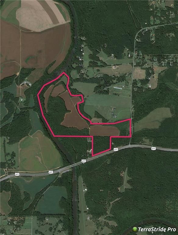 Image 1 of property listing at 420 Reynolds Bridge Road, Kingston, GA 30145