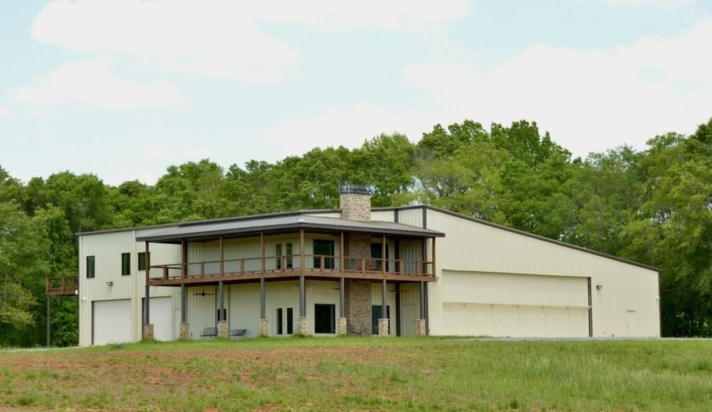 Image 11 of property listing at 420 Reynolds Bridge Road, Kingston, GA 30145