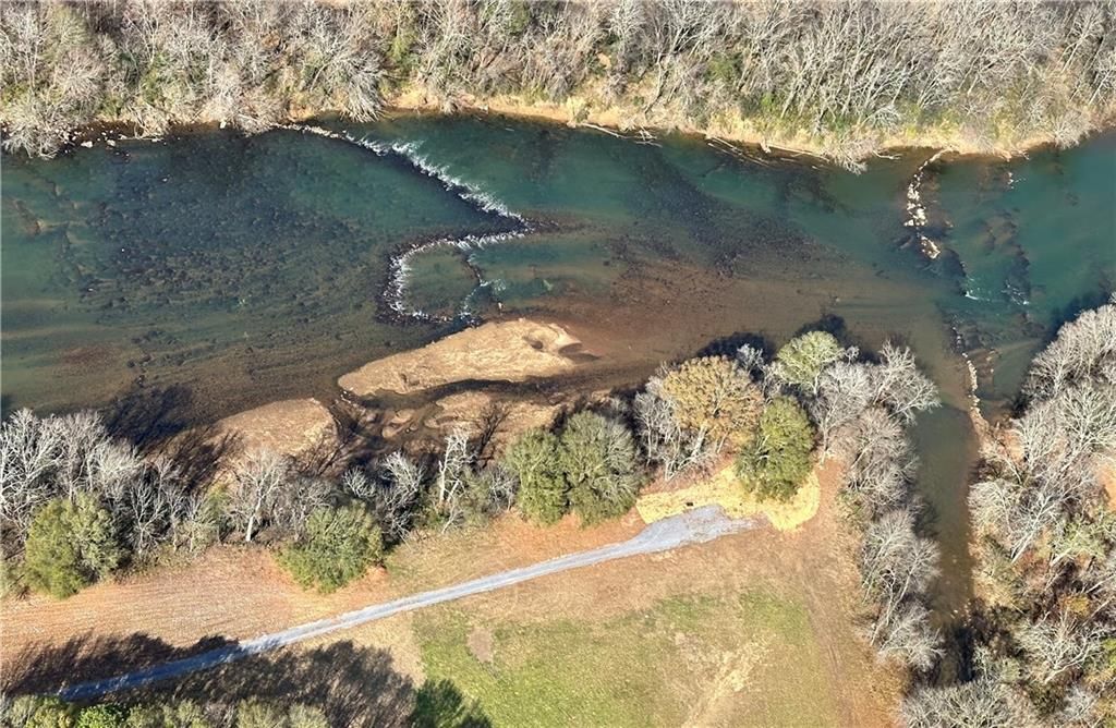 Image 22 of property listing at 420 Reynolds Bridge Road, Kingston, GA 30145
