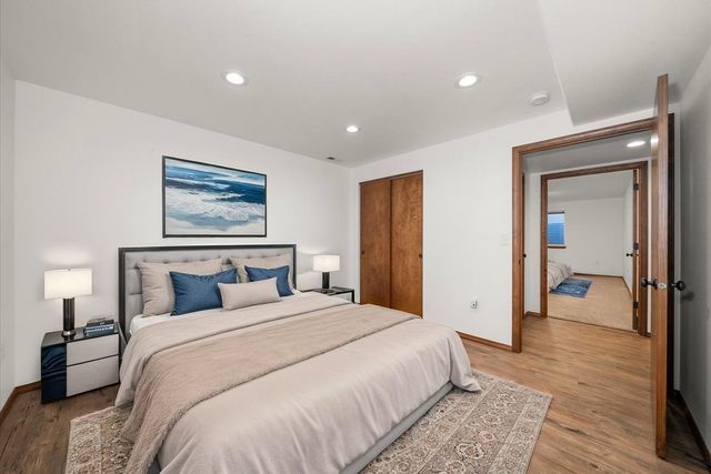 520 S McKee St, Greenacres, WA 99016