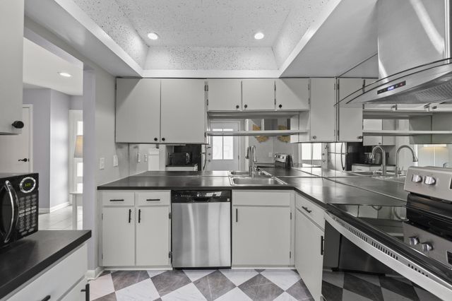 1580 Lafayette Drive, Columbus, OH 43220