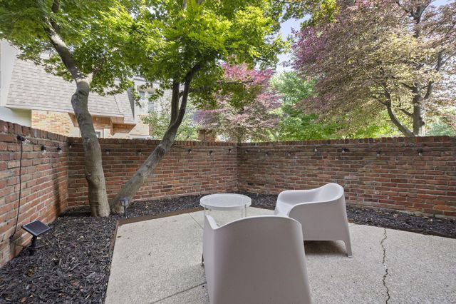 1580 Lafayette Drive, Columbus, OH 43220