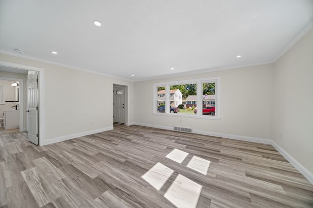 456 E 36TH Street, Erie, PA 16504