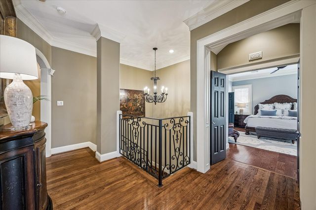 102 Vieux Carre Drive, Houston, TX 77009