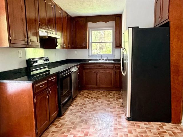 1129 Cave Springs Road, Douglasville, GA 30134