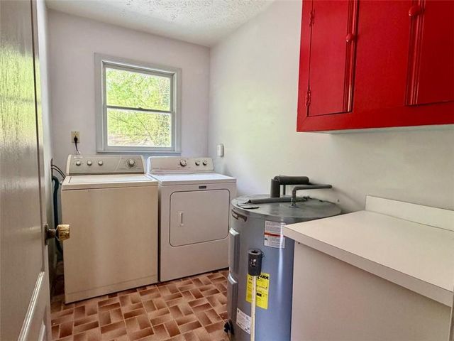 1129 Cave Springs Road, Douglasville, GA 30134