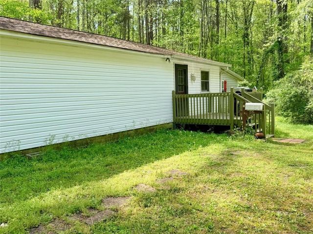 1129 Cave Springs Road, Douglasville, GA 30134