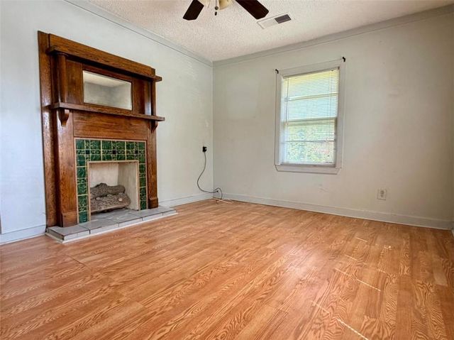 1129 Cave Springs Road, Douglasville, GA 30134