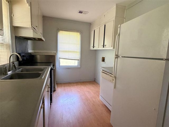 1129 Cave Springs Road, Douglasville, GA 30134