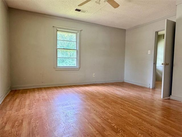 1129 Cave Springs Road, Douglasville, GA 30134