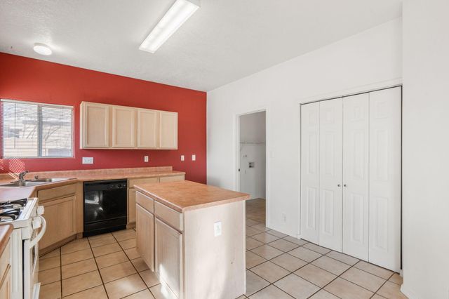 2009 Hermosa Court NW, Los Lunas, NM 87031